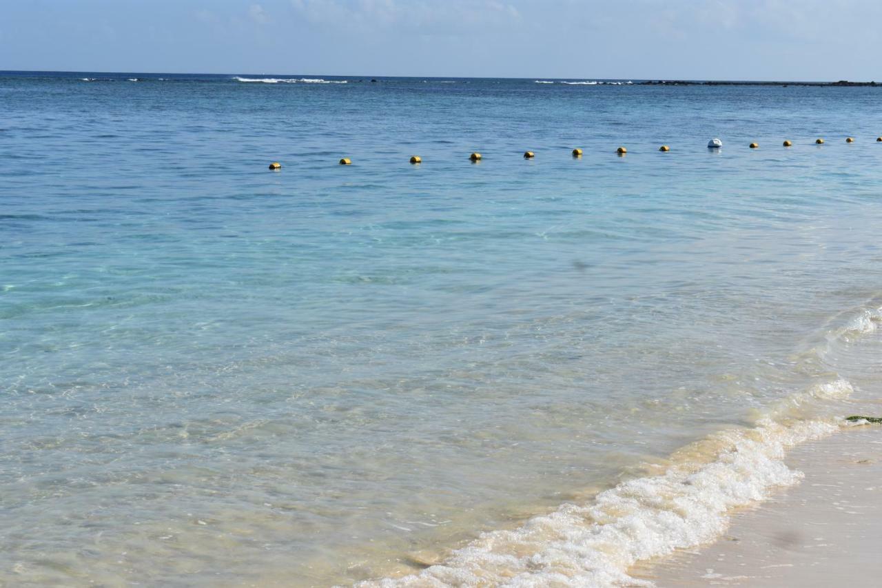 Sandy Shore Flic en Flac Bagian luar foto
